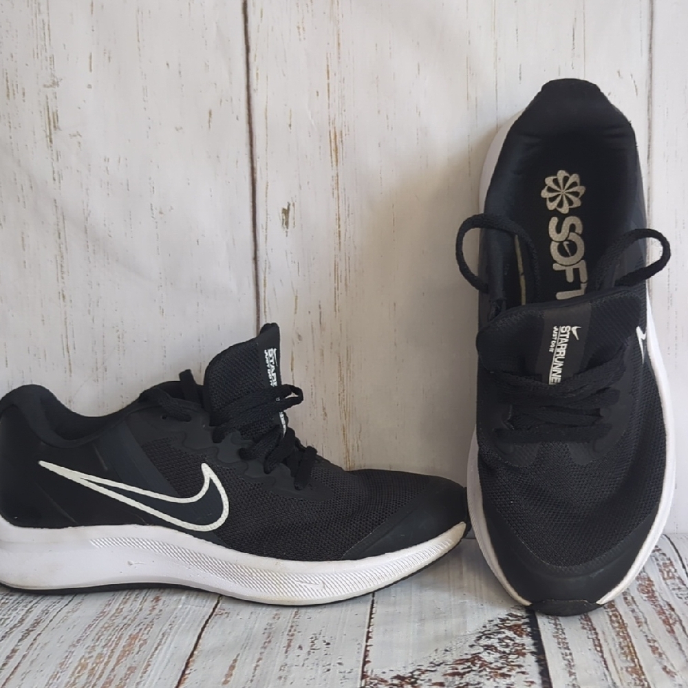 Nike Big Boy Running Shoes